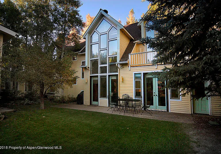 717 W Francis St — Photo 11