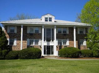 53 N Billerica Rd APT 8, Lowell, MA 01852