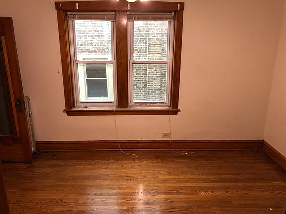 4th image of 3726 W Cornelia Ave