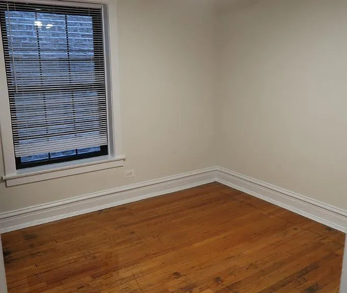 2617-25 W Gunnison St #2617-1B — Photo 7