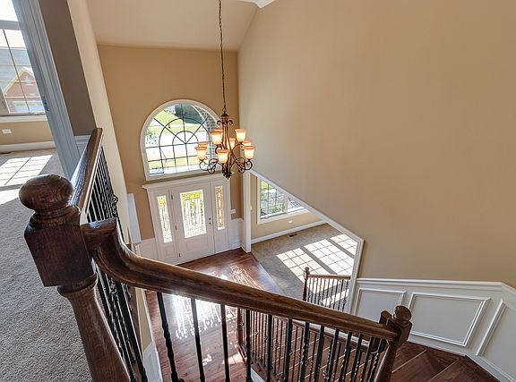 4th image of 4116 Honey Locust Dr