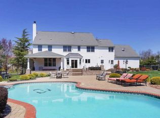 7 Huxley Ct, Marlboro, NJ 07746