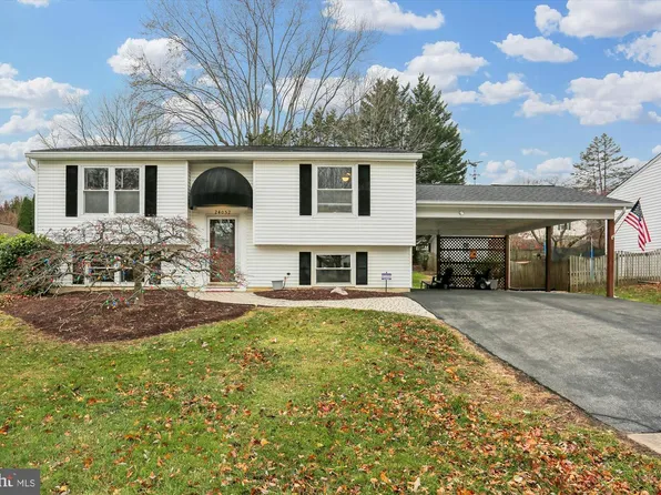 24052 Sugar Cane Ln, Gaithersburg, MD 20882