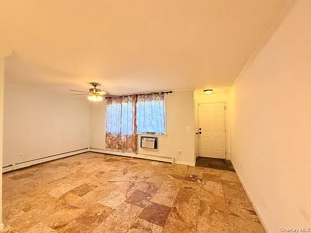 2 bed, 1.0 bath, 994 sqft, $2,000 — Photo 4