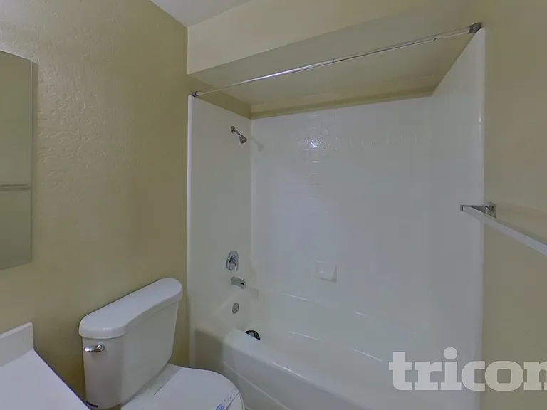 2403 S Evergreen Rd — Photo 13