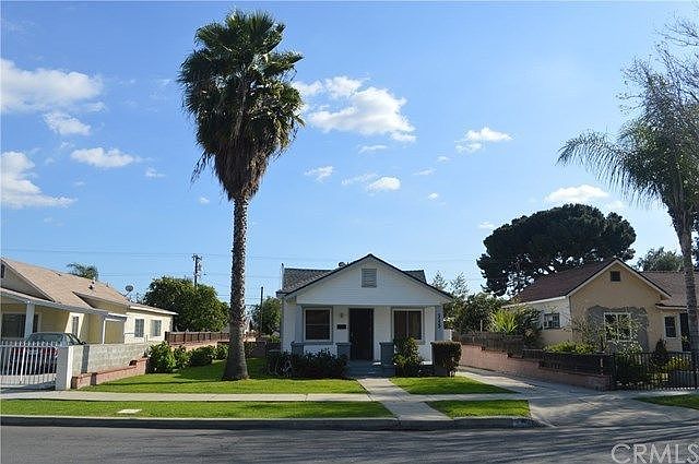 1st image of 315 W Nevada St