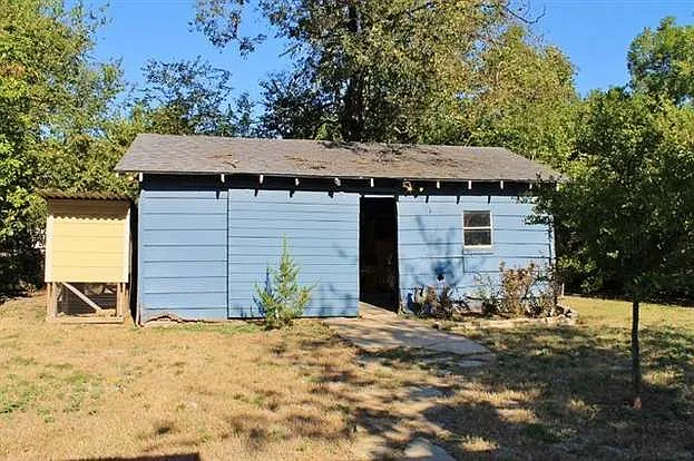517 Burgett St — Photo 49
