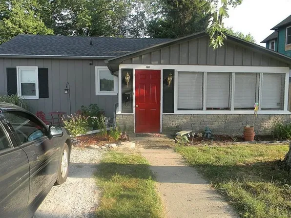 44 Warrington Ave, Danville, IL 61832