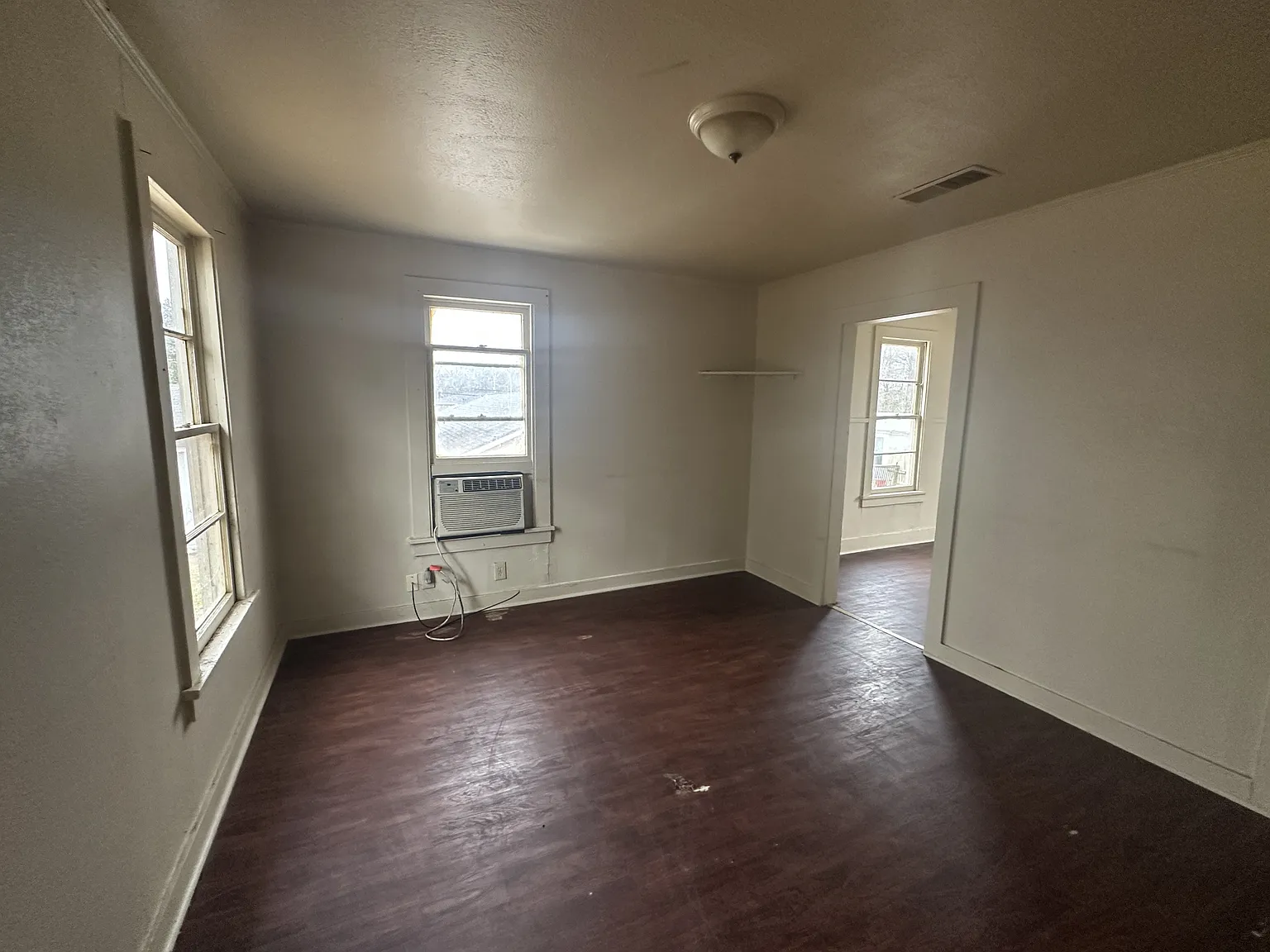 3004 Georgia Street - B — Photo 3