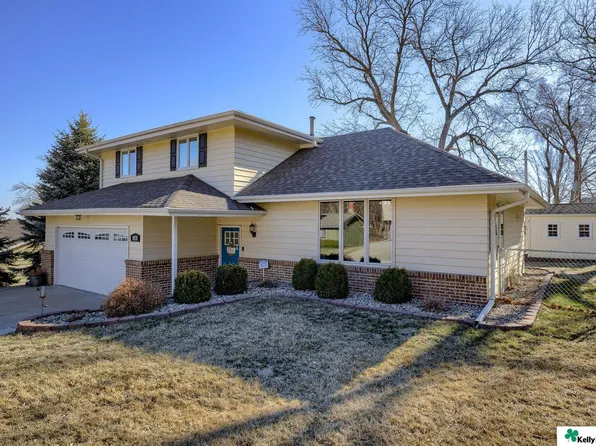 1078 S 16th Ave, Blair, NE 68008