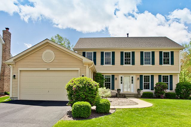 1st image of 829 Langley Ct