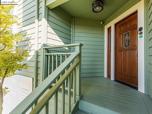 3rd image of 6225 Doremus Ave