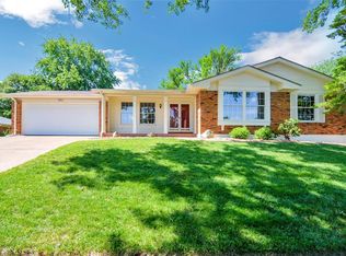 582 Monroe Mill Dr, Ballwin, MO