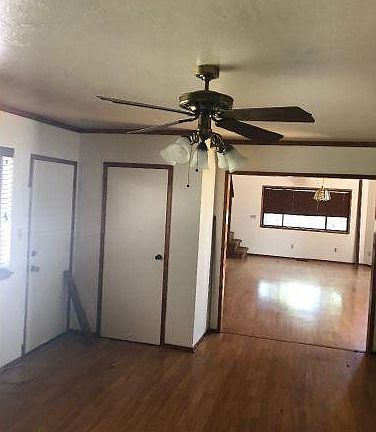 4th image of 1328 Cathey Ln