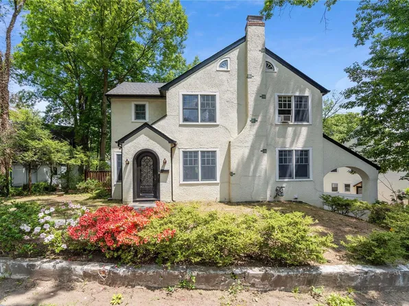 19 Terrace Drive, Great Neck, NY 11021