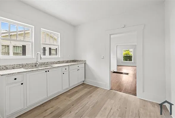 4813 Court S — Photo 12