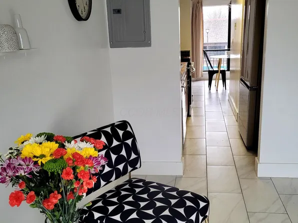 734 Worthington Forest Pl, Columbus, OH 43229