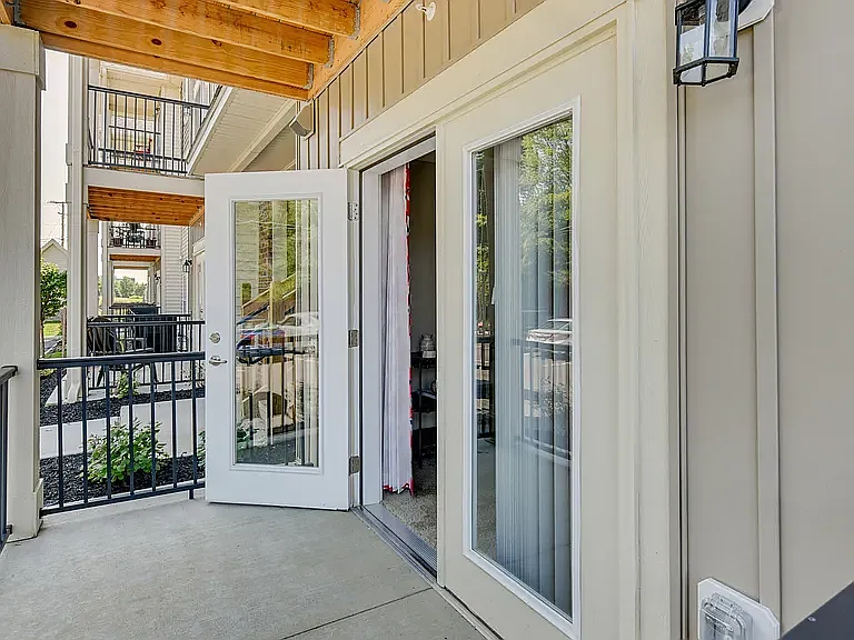 East Meadows — Photo 3