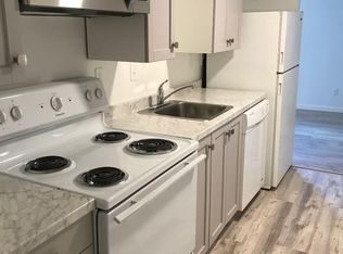 67-2 Locust Ridge Dr, Pittsburgh, PA 15209