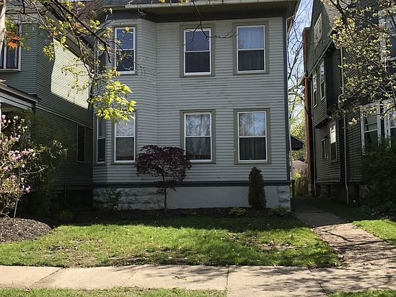 2nd image of 537 W Ferry APT 2