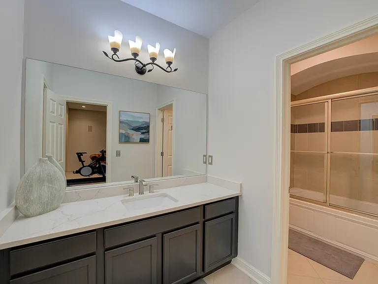 8 Astor Pl — Photo 30