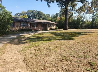 2232 Denton Rd, Dothan, AL 36303