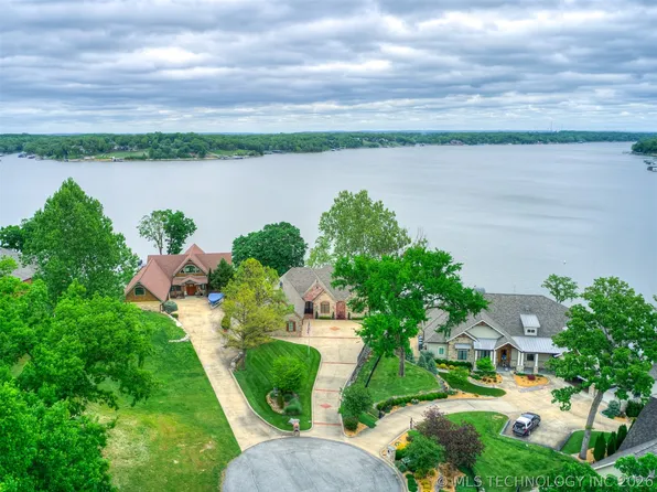 31709 S 600th Pl, Grove, OK 74344