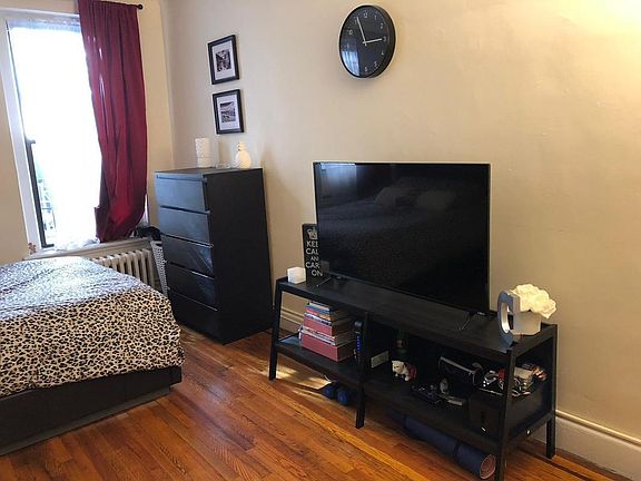 2nd image of 324 E 48th St APT 7