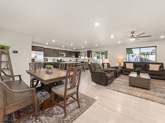 5th image of 10636 N Paiute Dr