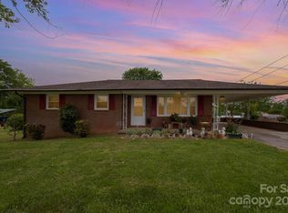 2705 Terrace Dr, Granite Falls, NC 28630