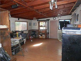3rd image of 2539 Caulfield Dr