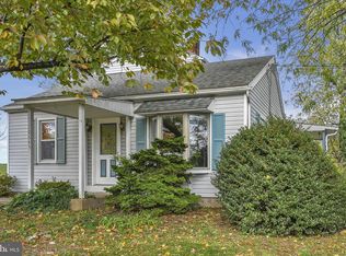 1645 Fairview Dr, Leesport, PA 19533