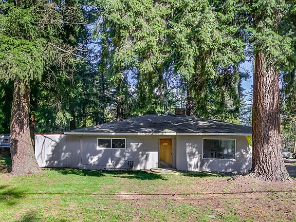 3rd image of 7440 N Enterprise Road