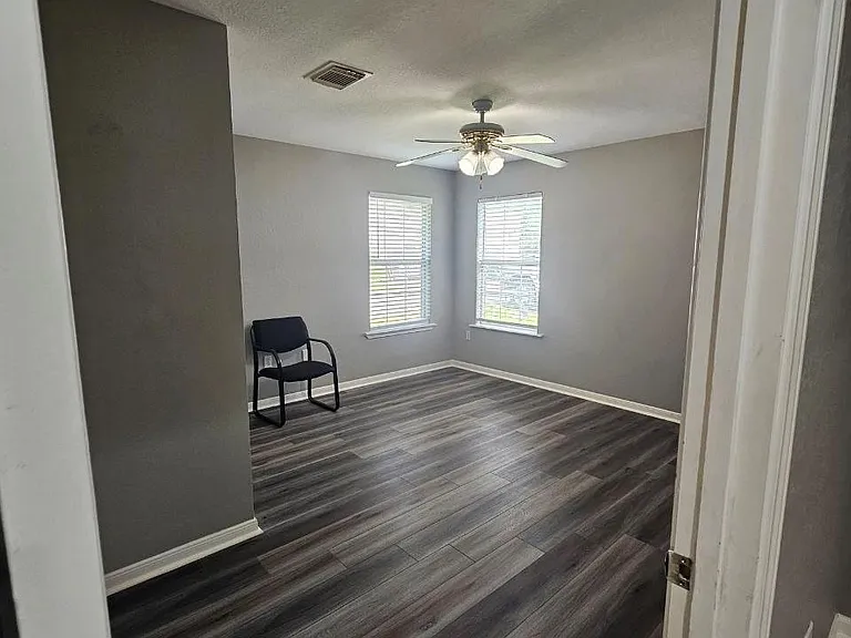 7201 Breen Dr — Photo 13
