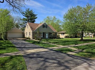 473 Porter Ave, Crystal Lake, IL 60014