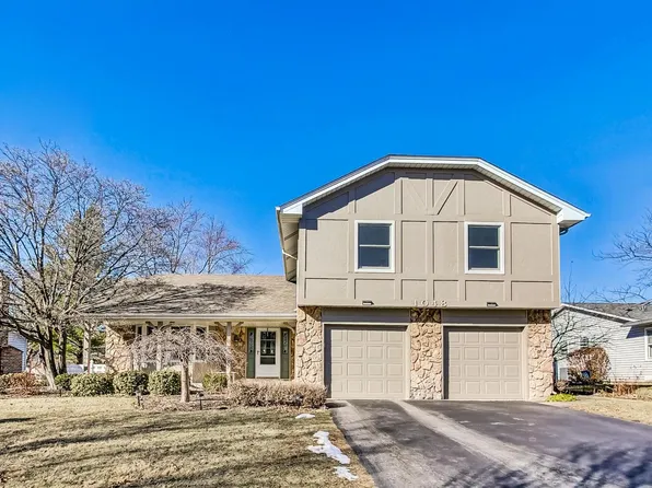 1048 Florida Ln, Elk Grove Village, IL 60007