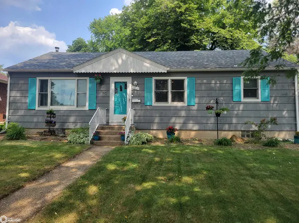 1608 Salinger Ave, Carroll, IA 51401