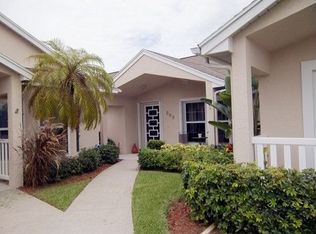 594 NW San Remo Cir, Port Saint Lucie, FL 34986