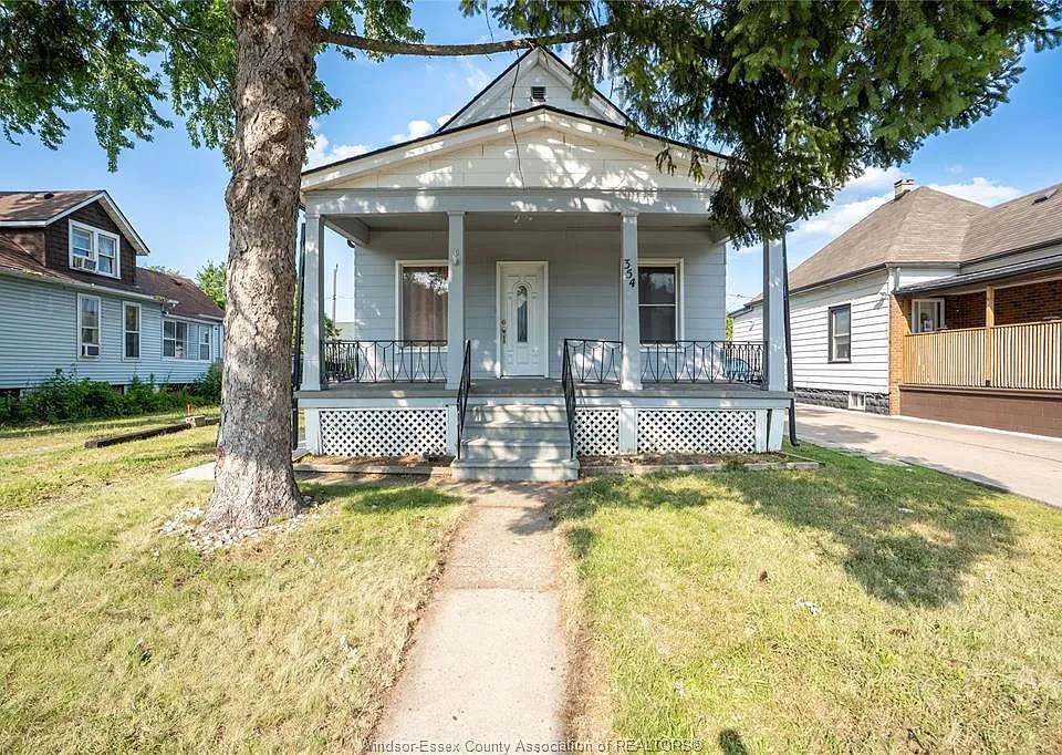 354 Curry Ave