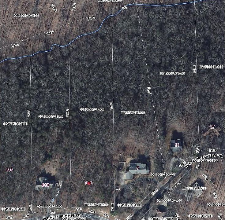 2nd image of 608 Plumley Summit Rd