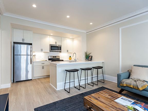 3rd image of 847 Pine St #41