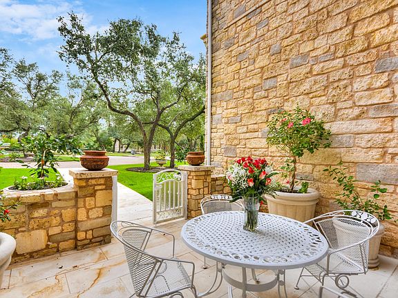 4th image of 8106 Chalk Knoll Dr
