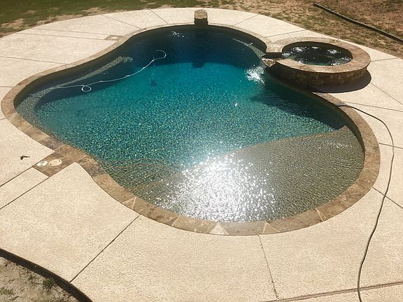 Saltwater shotcrete Pool