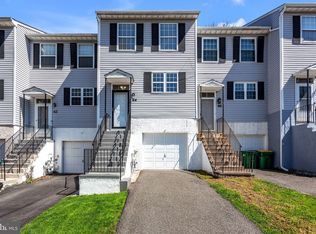 44 Woodfield Dr, Claymont, DE 19703
