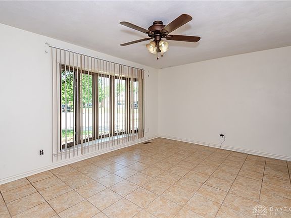 5th image of 189 Katy Ln