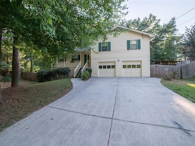 1111 Rocky Rd, Lawrenceville, GA, 30044