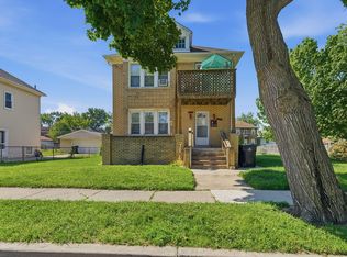 153 Clinton St, Wyandotte, MI 48192