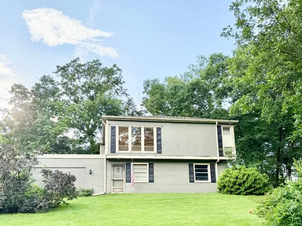 2030 Scenic Dr, Gadsden, AL 35904