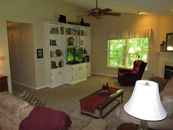 5th image of 16590 N Briarwood Dr