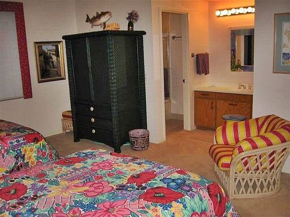 3rd image of 425 Padre Blvd #38-B